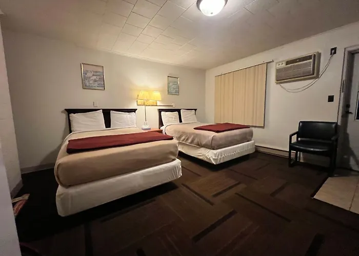 Oyo Hotel Prairie Winds Carthage Keokuk Hwy 136